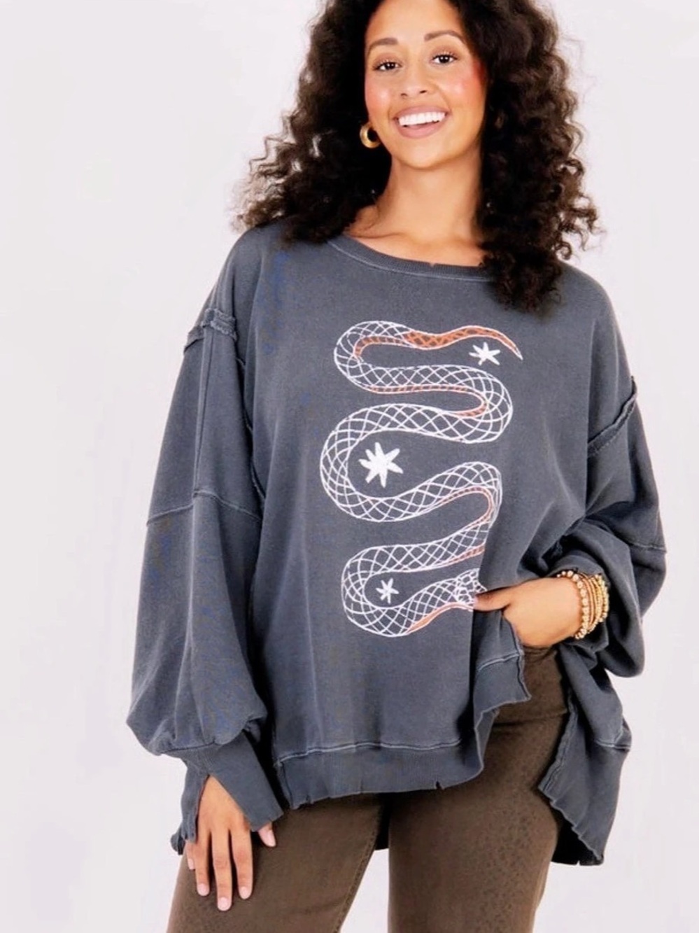 We The Free Graphic Camden Pullover Snake Sweatshirt Gray & Orange Size Medium